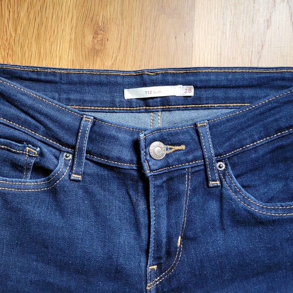 Levis Slim Jeans Size 28 x 30 - Picture 3 of 6